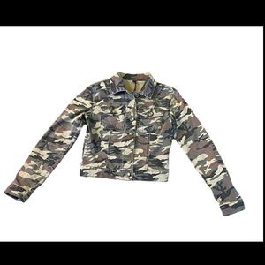 Kut from the Kloth Camouflage Jean Jacket Button Closure. Size small NWT